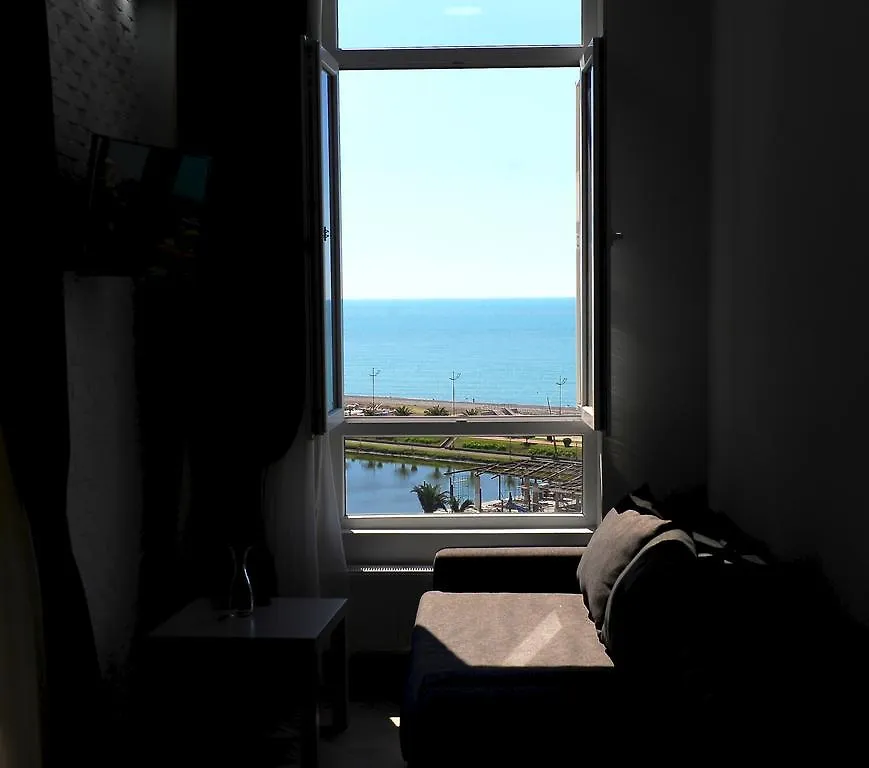 Queen Tamara Apartment Batumi 0*,